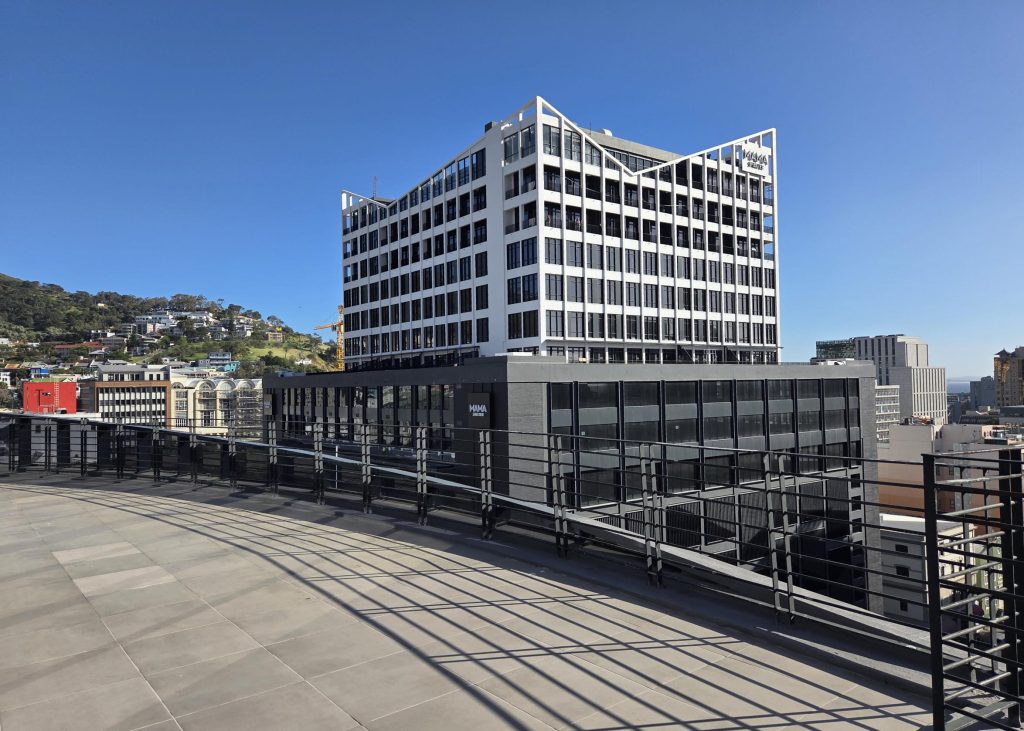 113 Loop Street | L10 & L11 | Rooftop Pool 38